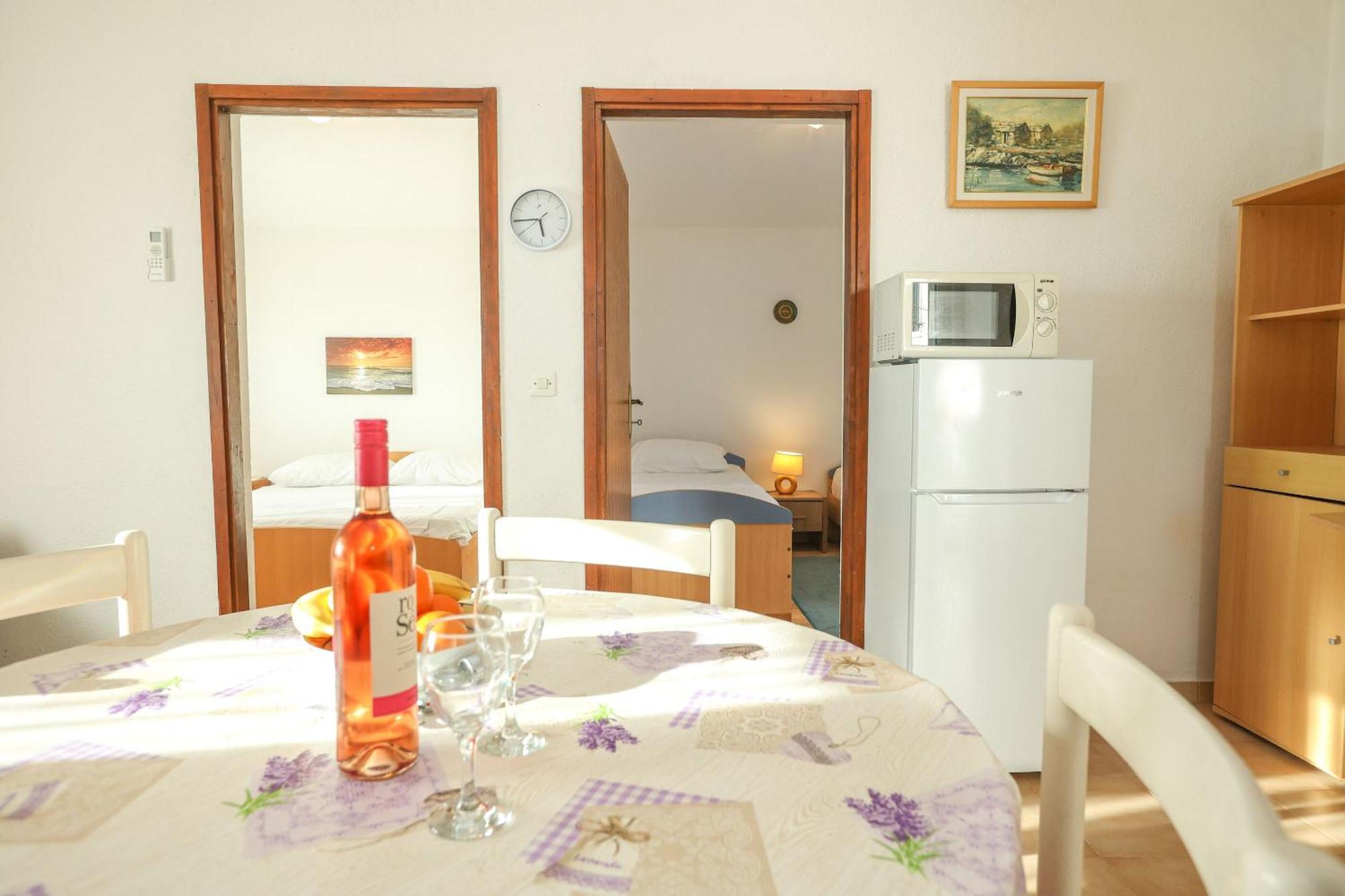 Apartments Teo Privlaka  Extérieur photo